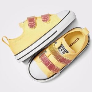 Converse Sneakers Kids Toddler Low Top Easy On Hook Loop Yellow Pink Glitter 6